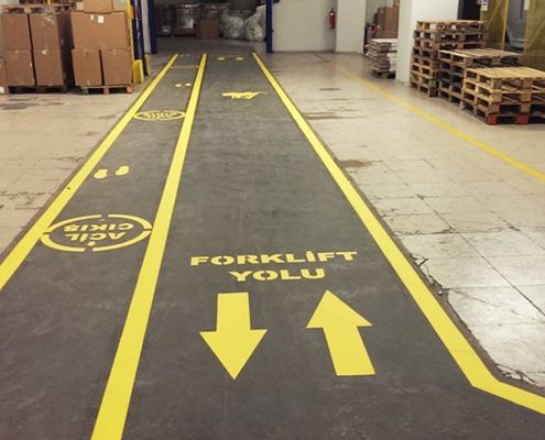 otopark boyama, otopark şerit çizgi boyama, yol boyama, yol çizgi boyama, otopark park edilemez boyama, otopark yön işareti boyama
