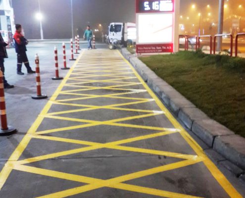 otopark boyama, otopark şerit çizgi boyama, yol boyama, yol çizgi boyama, otopark park edilemez boyama, otopark yön işareti boyama